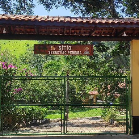 فيلا Sitio Sebastiao Pereira Jambeiro المظهر الخارجي الصورة