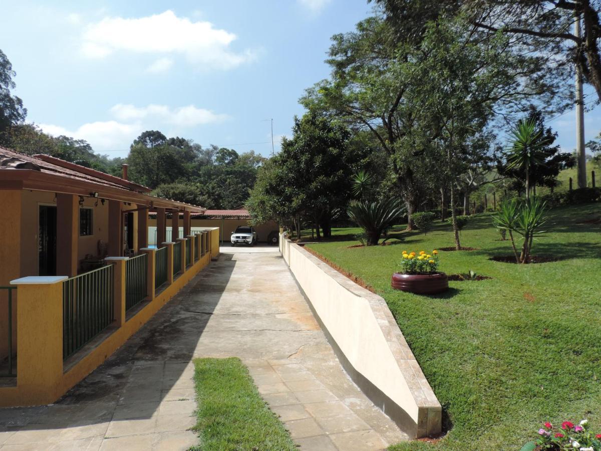 فيلا Sitio Sebastiao Pereira Jambeiro المظهر الخارجي الصورة